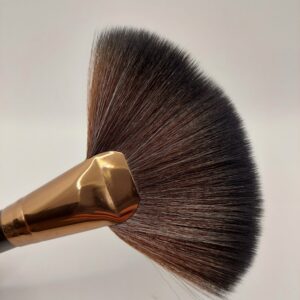 Pinceau poudre éventail