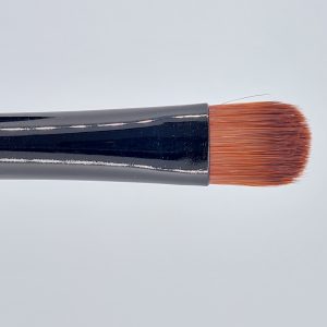 pinceau anti-cernes plat